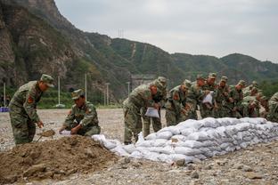 摩纳哥主帅谈南野拓实24小时火线出战：球队缺攻击手，他渴望出战